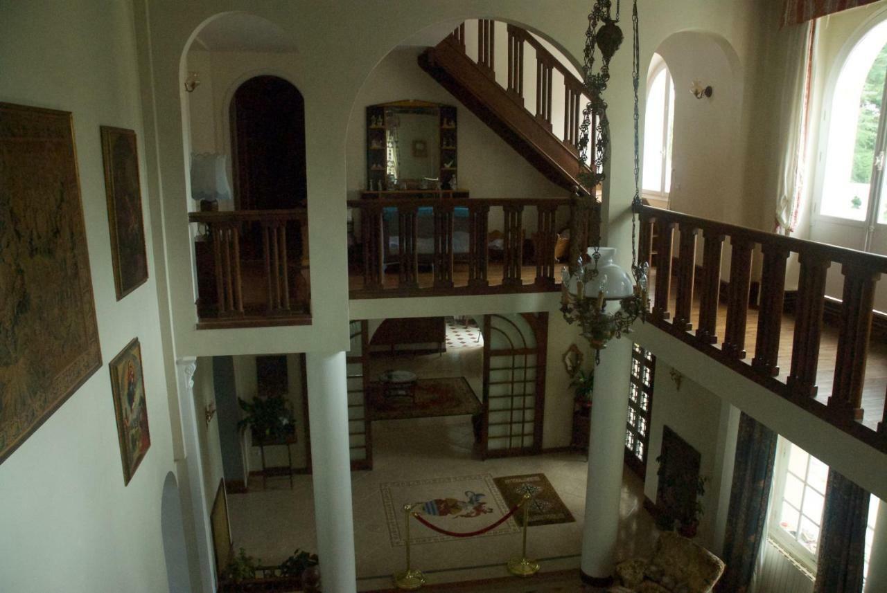 Le Clos Des Cedres B&B Ла-Рошфуко Экстерьер фото