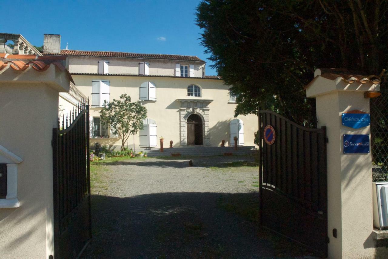 Le Clos Des Cedres B&B Ла-Рошфуко Экстерьер фото